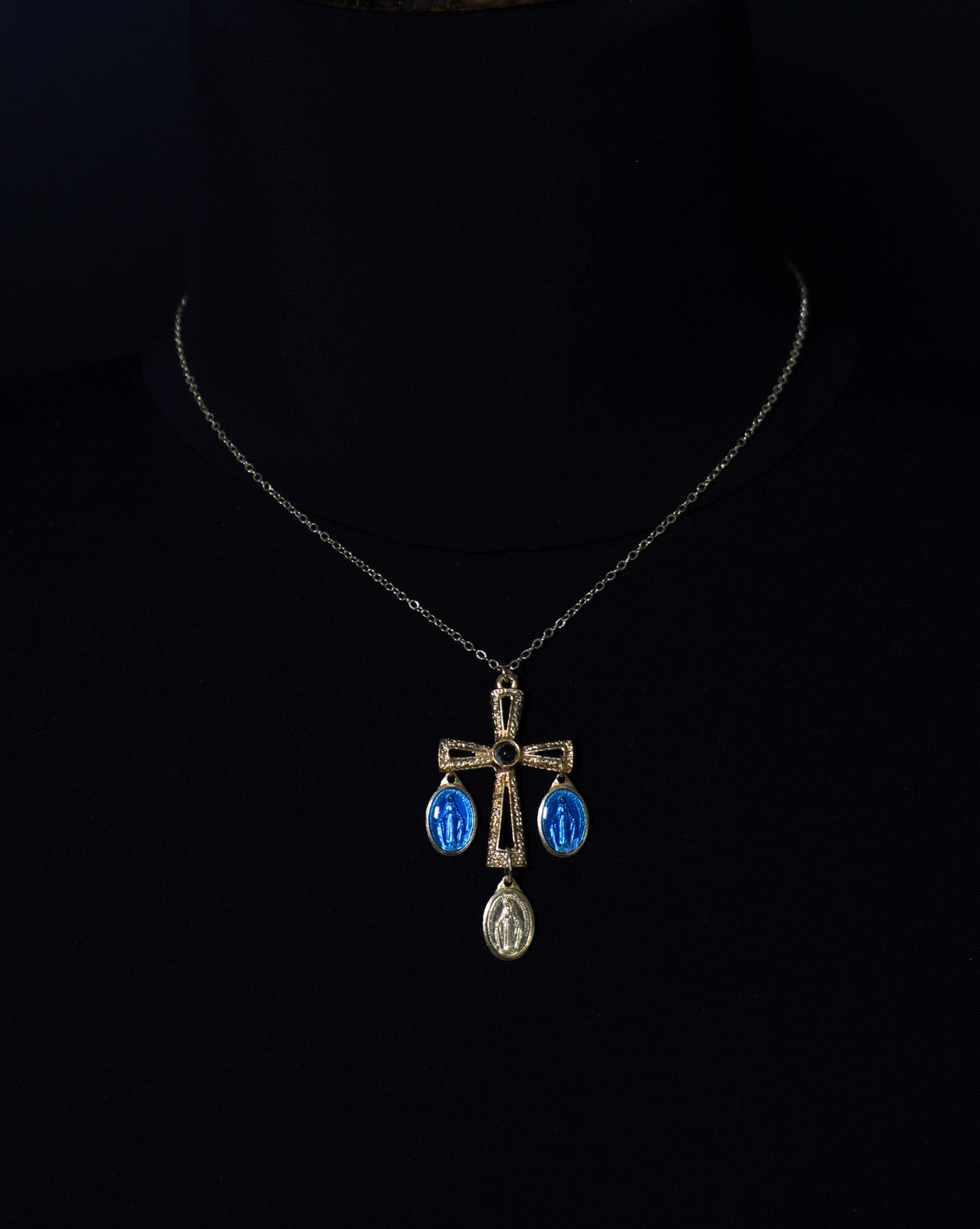 Caelum Cross